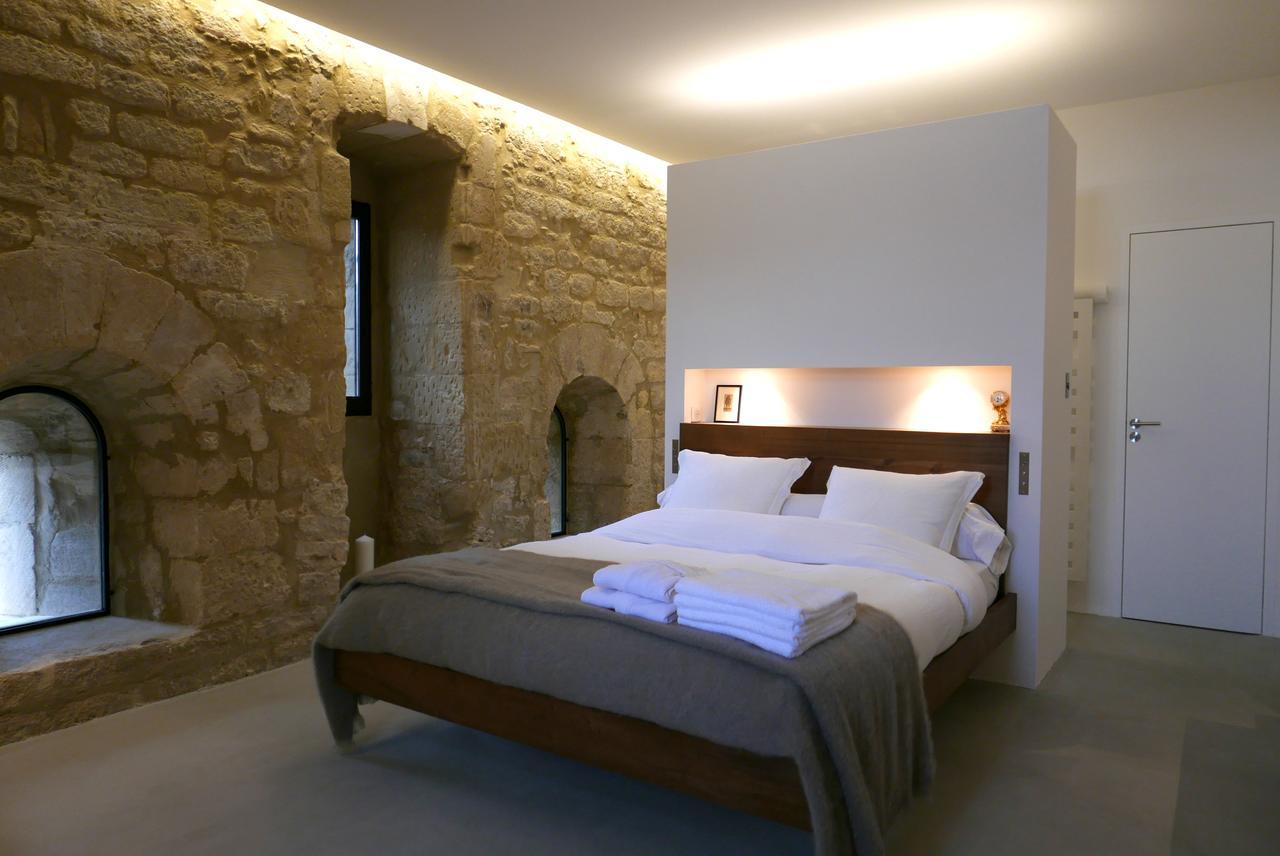 Tour Sarrazine De Montaren Bed and Breakfast Exteriör bild